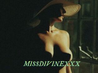 MISSDIVINEXXX