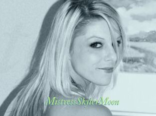 MistressSkylerMoon